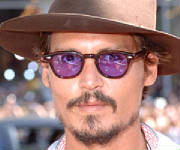 johnnydepp_charliefactorypr_240.jpg